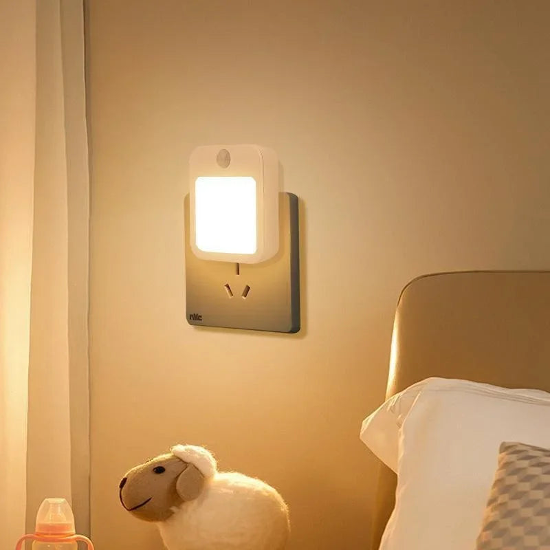 Luci notturne a LED con sensore di movimento Spina europea Luce per armadio dimmerabile per illuminazione notturna senza fili per comodino camera da letto corridoio