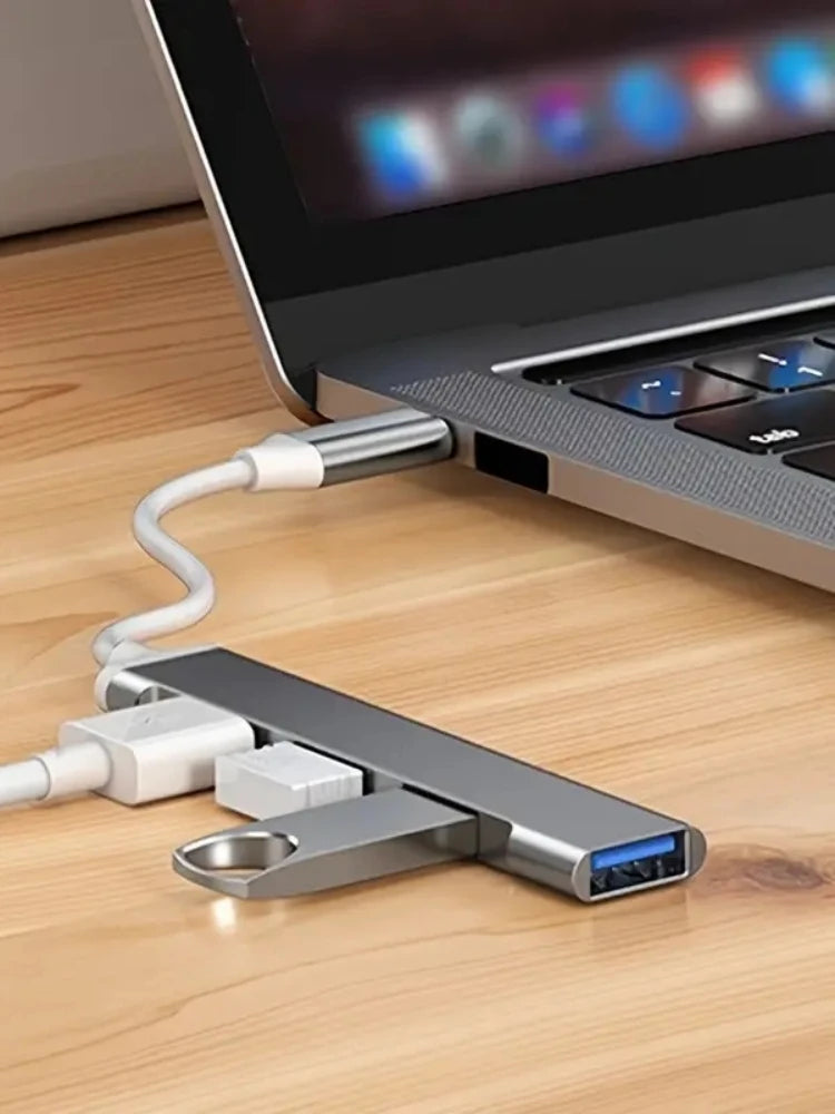 Hub USB-C 4 Porte OTG — Per MacBook, Xiaomi e Laptop