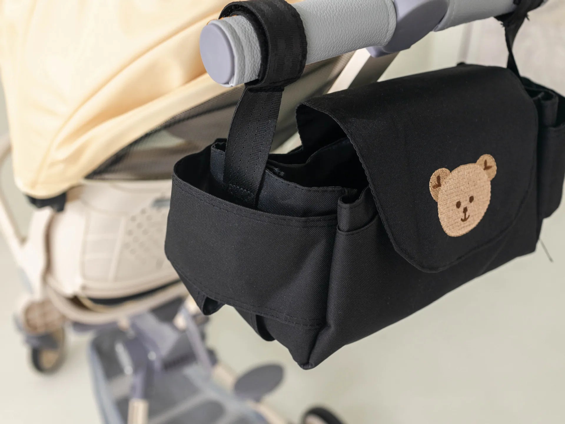 Borsa per passeggino Organizzatore per carrozzina Accessori per bambini Portabicchieri Carrello per neonato Borse da viaggio portatili per auto per carrozzine Universali